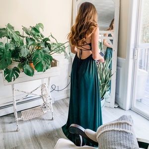 Emerald green prom dress